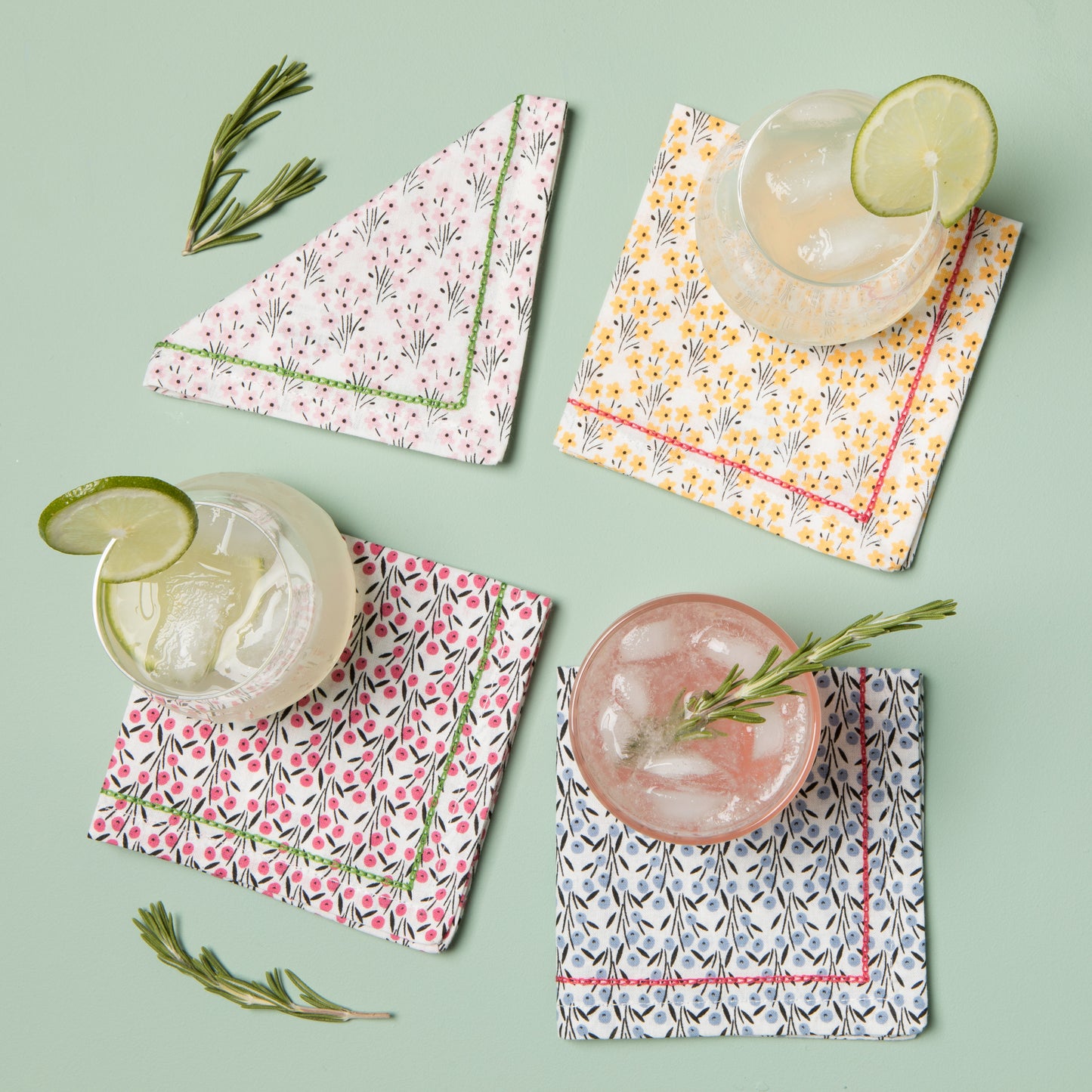 Bouquet Cocktail Napkins Set