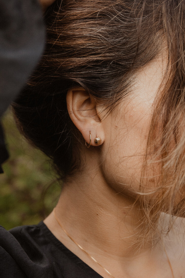 Pebble Studs