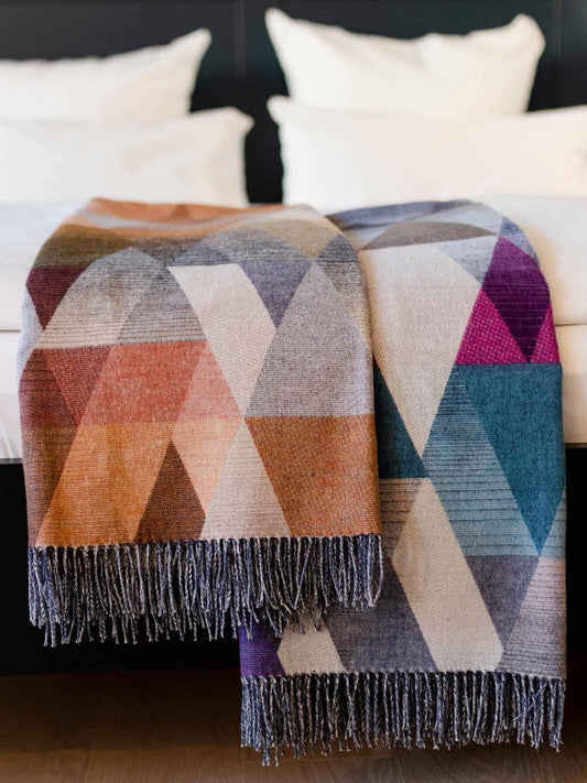 Triangle Design Blanket - Rust