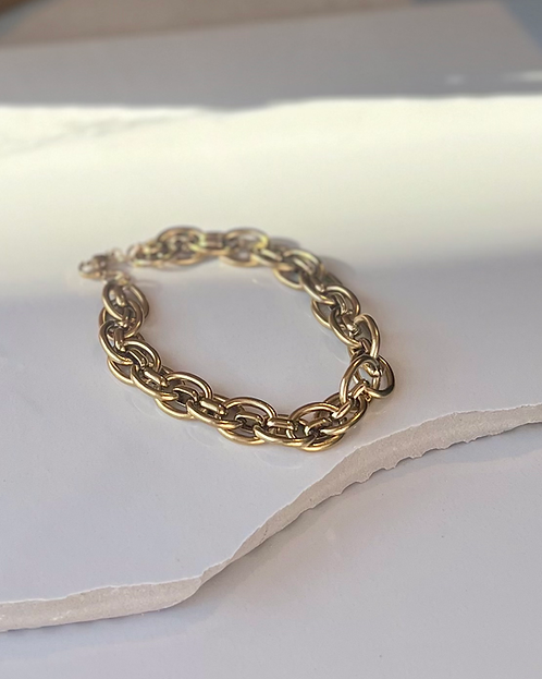 Chunky Oval Link Bracelet