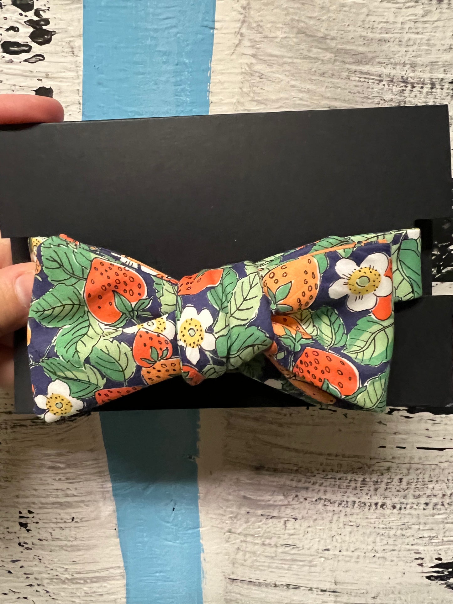 Pomp & Ceremony Bow Tie