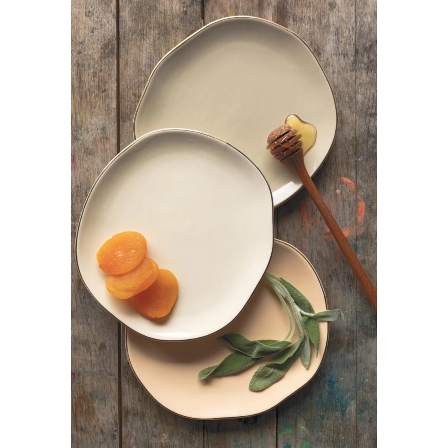 Pebble Plate Set