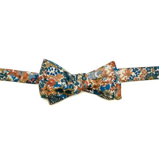 Pomp & Ceremony Bow Tie
