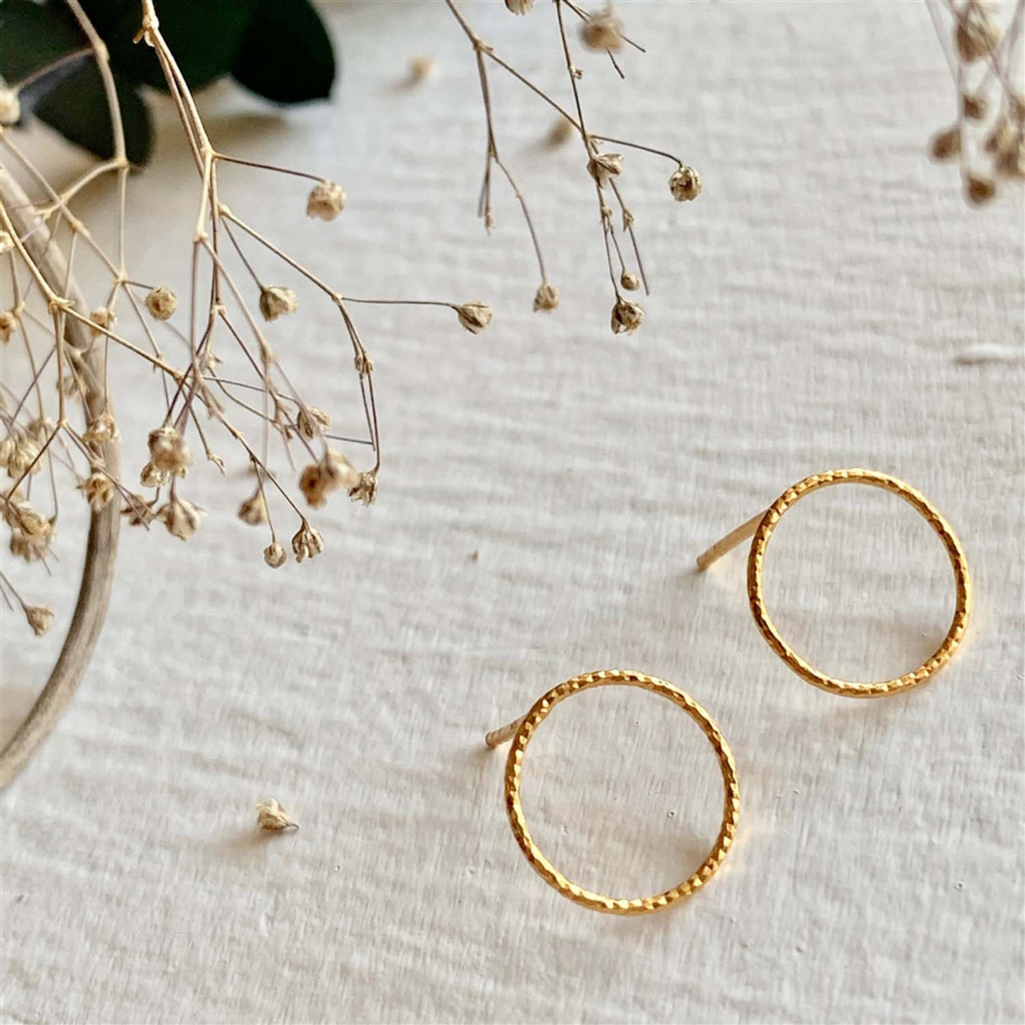 Oberon Hammered Wreath Stud Earrings