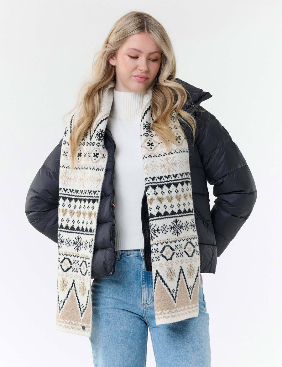 Knitted Scarf Norwegian Pattern Black