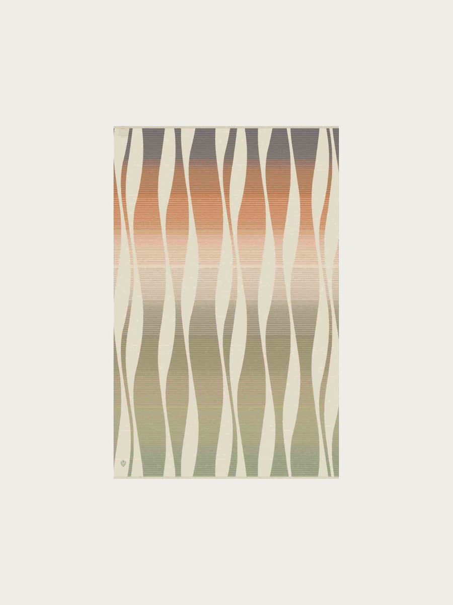 Blanket Wave Design Nougat