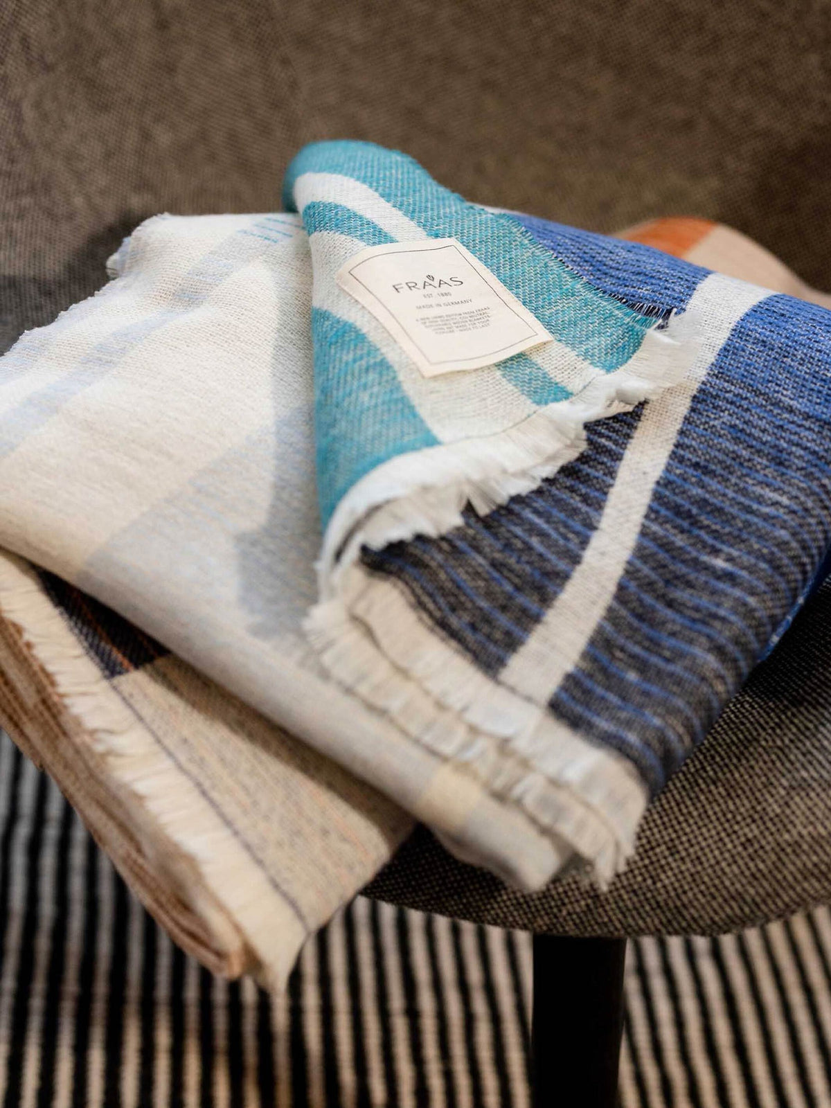 Blanket Wave Design Blue