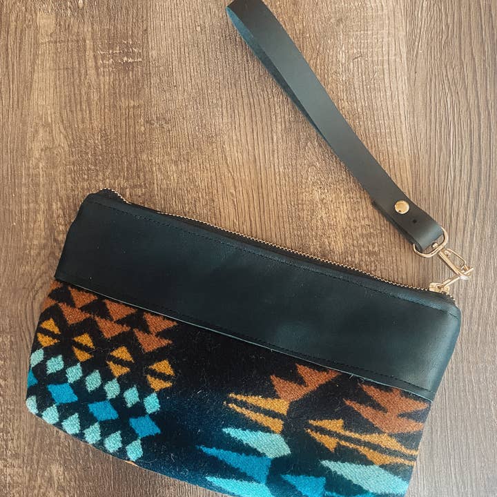 Helios Journey Pouch