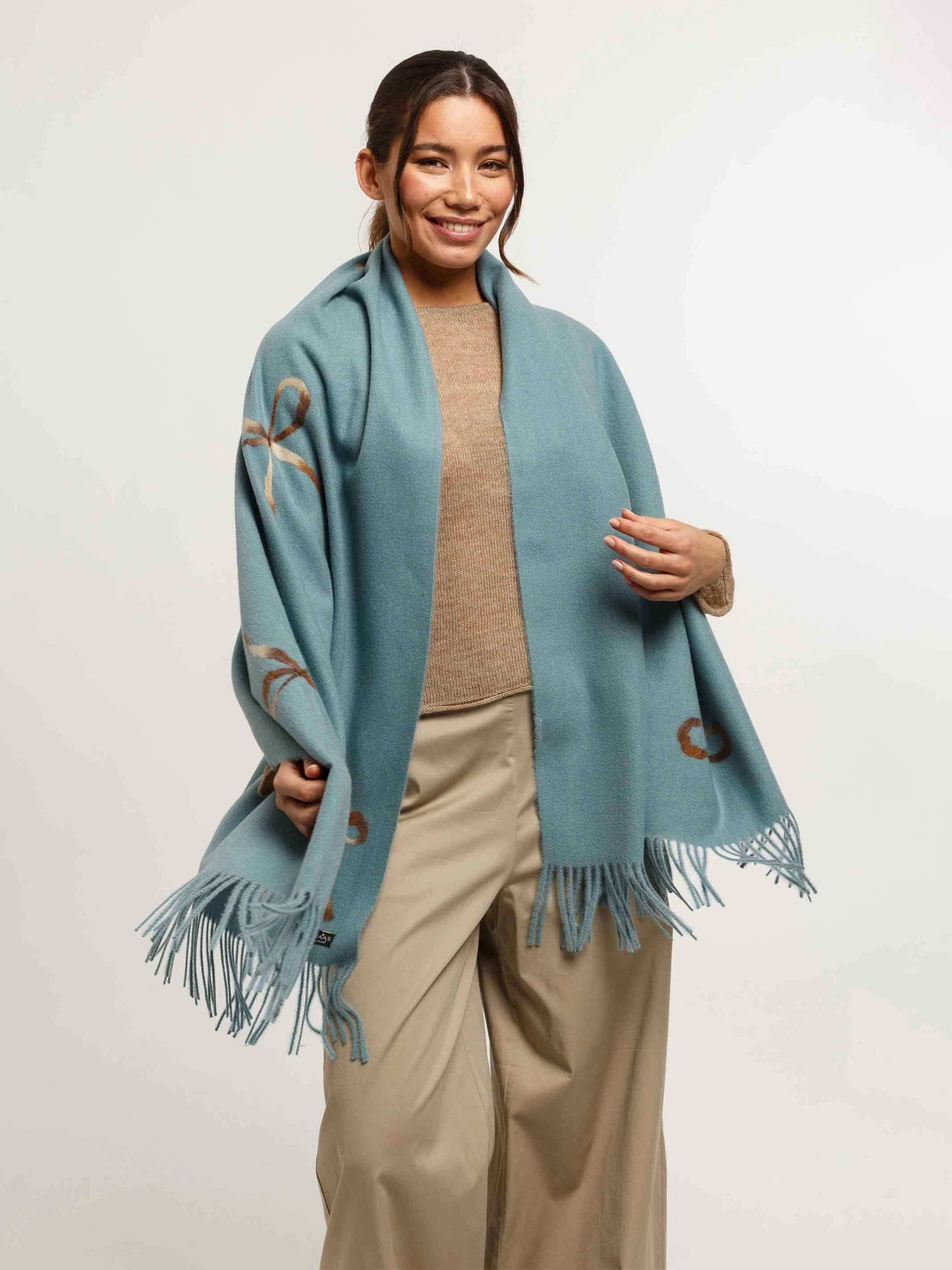 Stole with Embroidered Bows