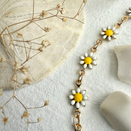 "Daisy Jane" Flower Chain Necklace