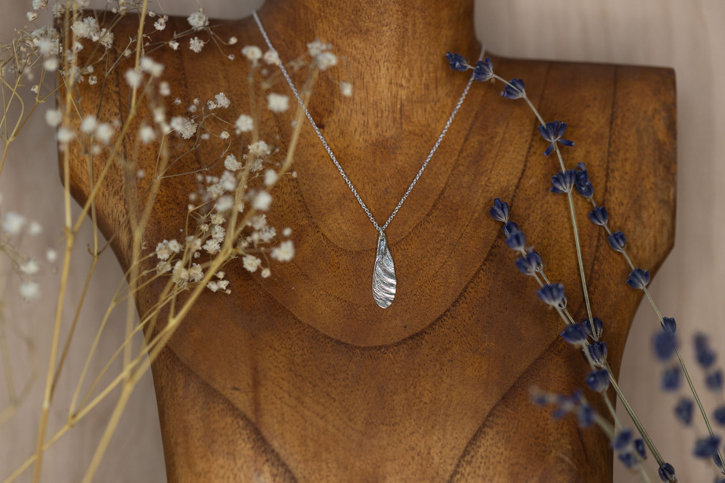 Samara Pendant Necklace