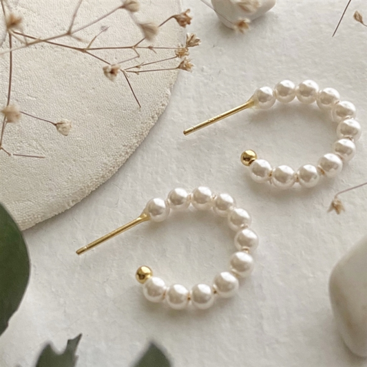 La Paz Pearl Hoops