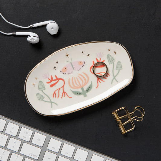 Far and Away Trinket Tray